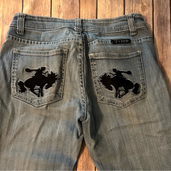 Cowgirl Tuff Co. Western Jeans with Bronc Embroidery on Pockets - Picture 2 of 6